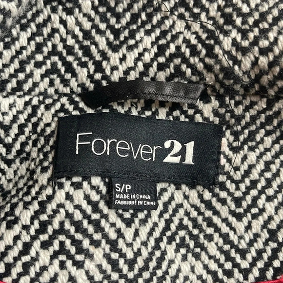 Forever 21 Black & White Peacoat Size Small - Picture 4 of 5